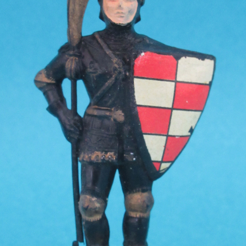 CH22b Chevalier de faction avec fauchard et écu décoré (22 ième blason).